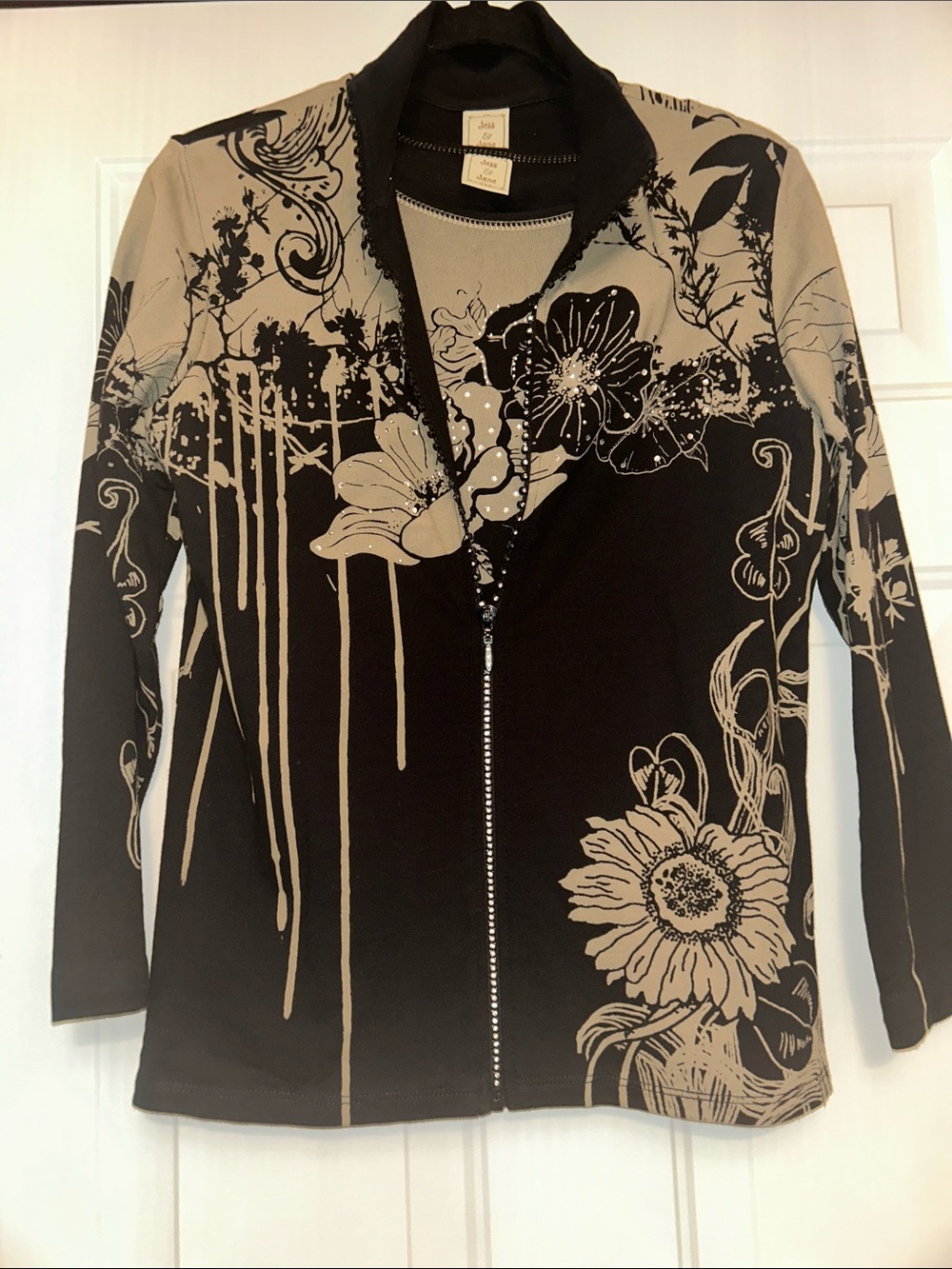Jess & Jane Rhinestone Floral Knit Top/Full-Zip Jacket Set S Black Tan USA Glam